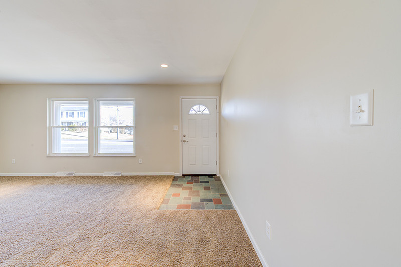 Saint Louis Real Estate Photography by Mark Lamartina | Howdershell Rd 7057