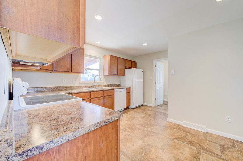 Saint Louis Real Estate Photography by Mark Lamartina | Howdershell Rd 7057