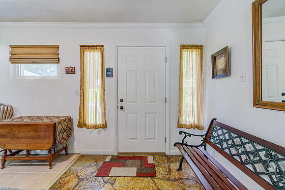 Decker Ave-2