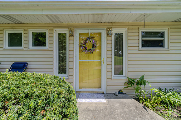 Decker Ave-1