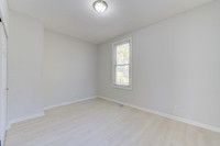 Mary Ave-103