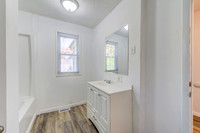 Mary Ave-115
